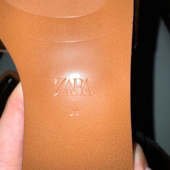 Zara Brown Croc-Pattern Sandals - Picture 4 of 4